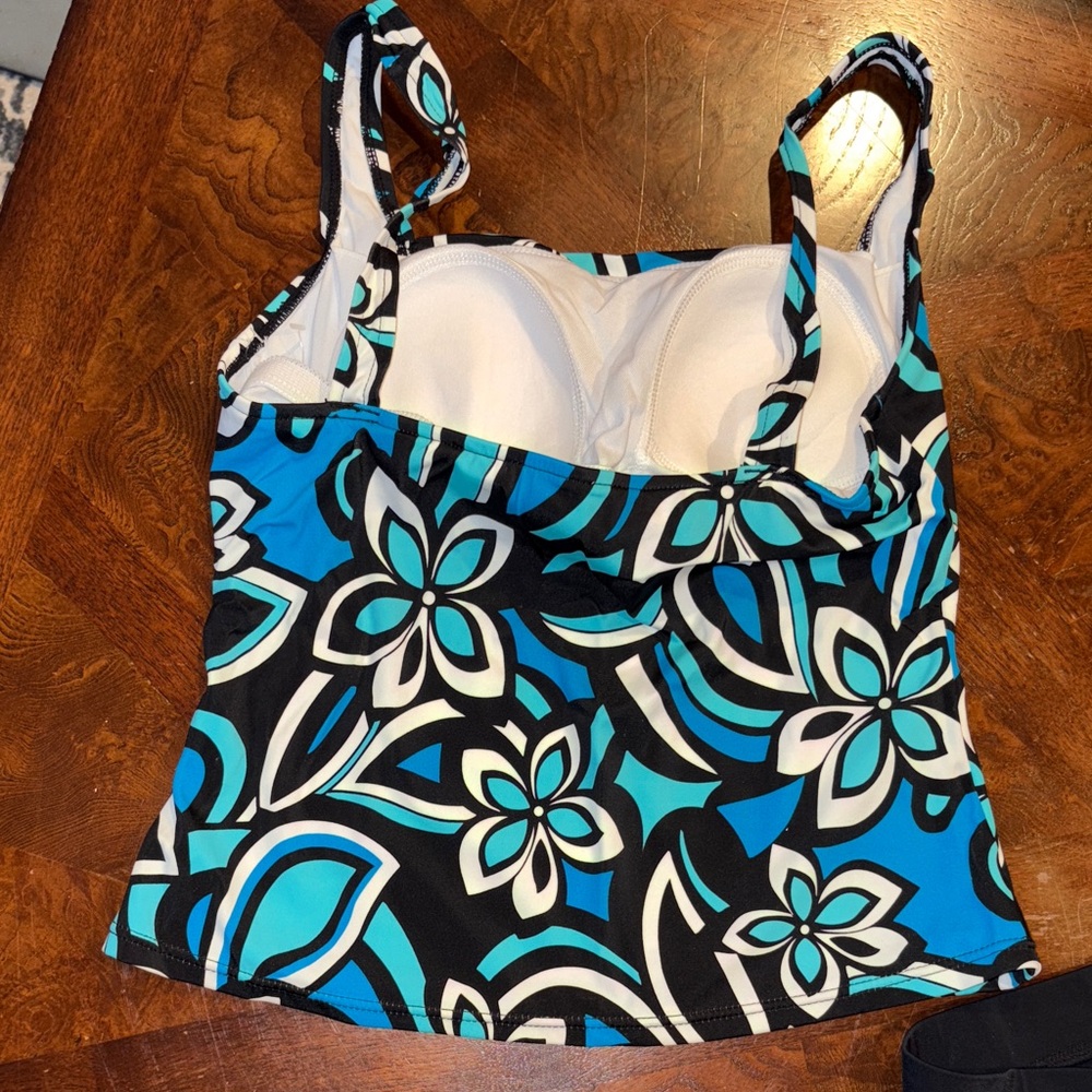 Floral Caribbean Joe Tankini Top and Black Skirt Set - Picture 3 of 11